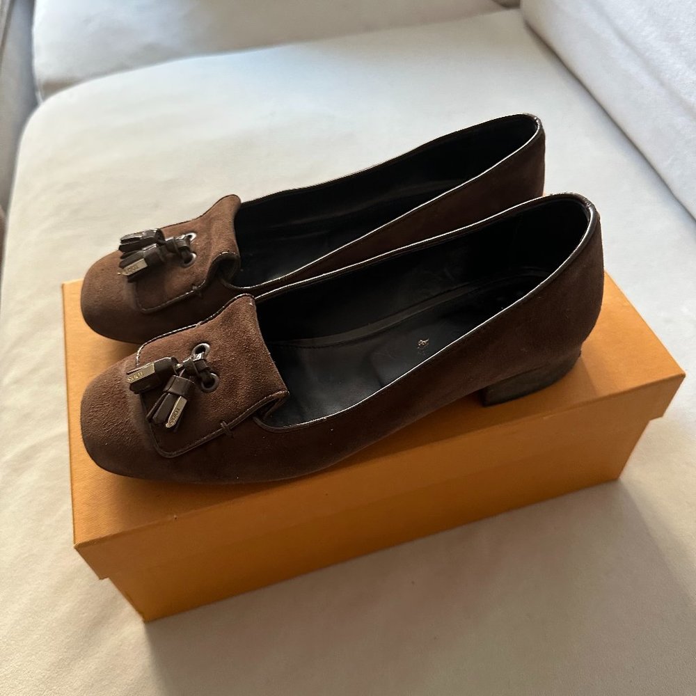 Tods Womens Driving Shoe Womens US 7 Brown Suede Leather Penny Loafer Luxury